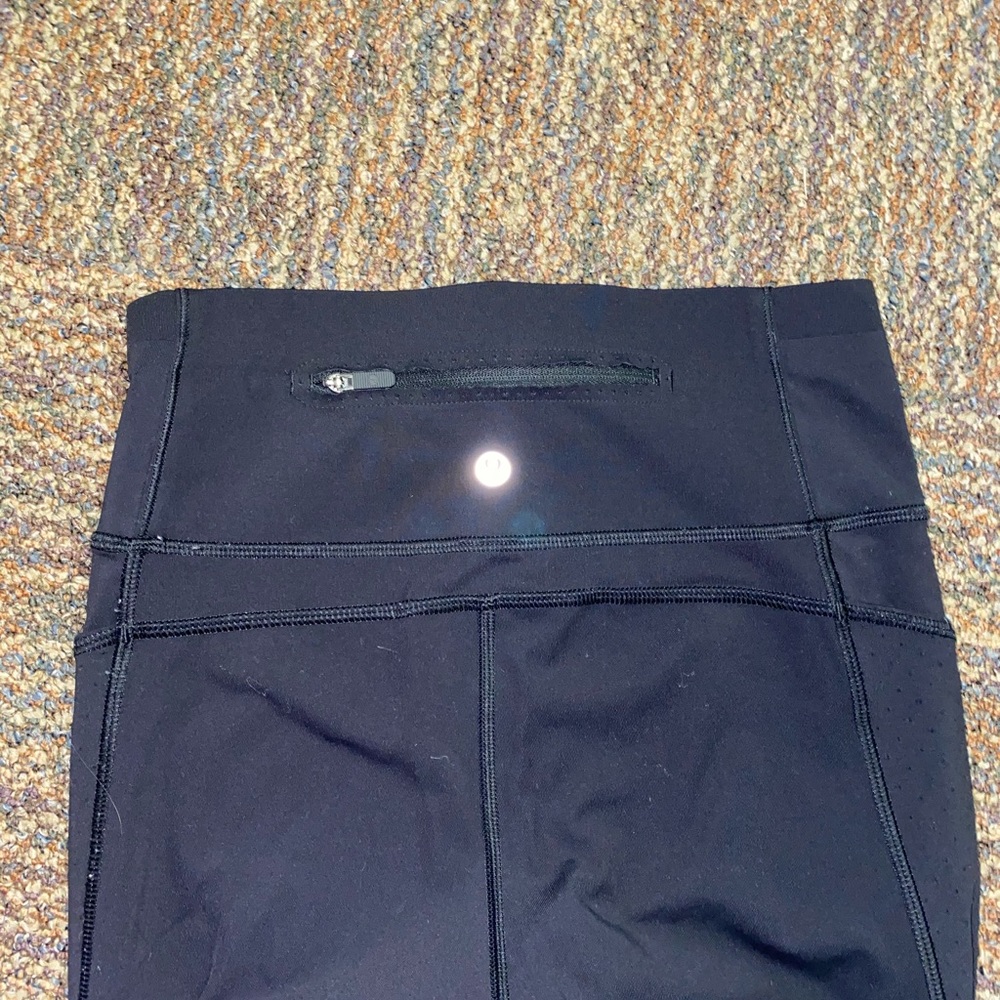 Lululemon black leggings